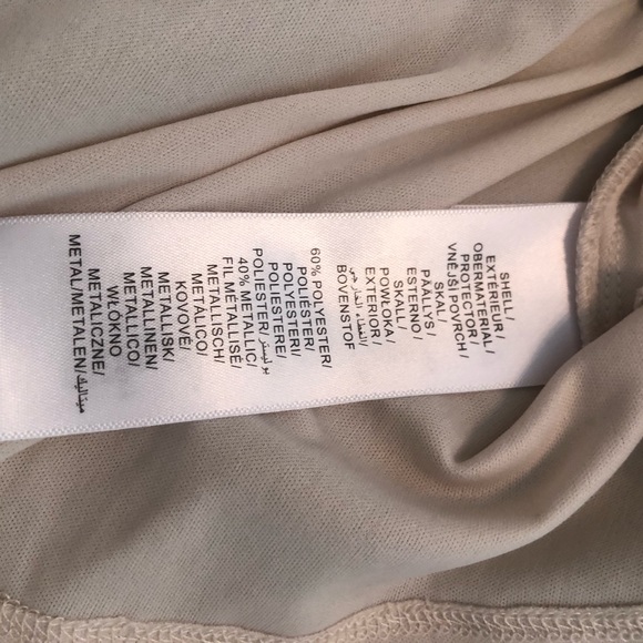 Formal and flattering top - Picture 6 of 8